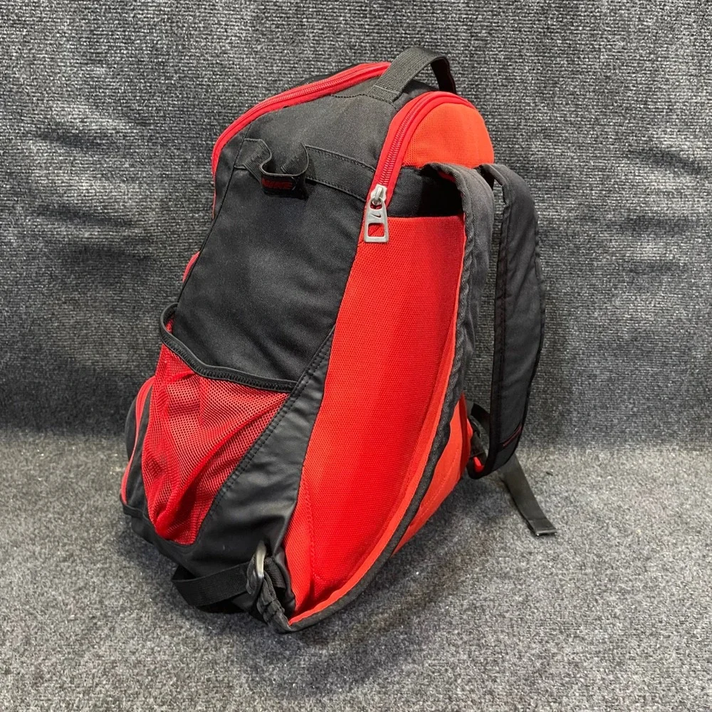 Nike BZ9203 Black Red Bat Holders Equipment Bag Diamond Elite Baseball Backpack